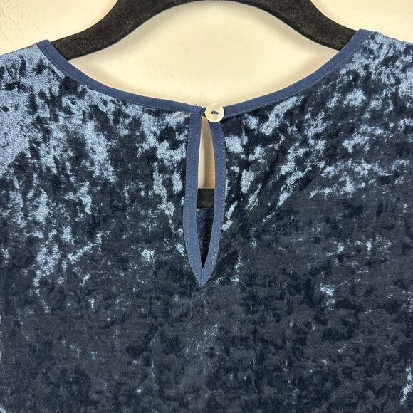 NWT Entro Womens Crochet Lace Velvet Navy Blue Sleeveless Mini Shift Dress Small - Picture 7 of 9